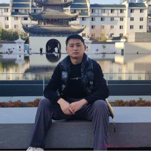 31岁岁湖北单身帅哥 - 白银吉缘网